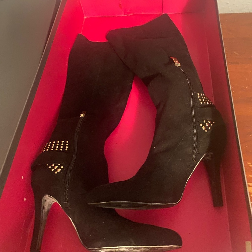 BCBGeneration Black and Gold Heeled Boots - Picture 8 of 10